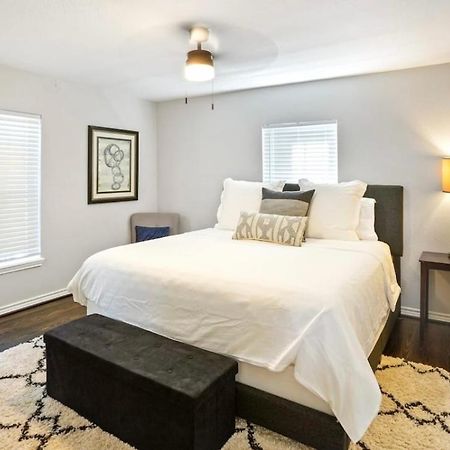 Cozy Heights 2 Bd Bungalow, Walkable Houston Exterior photo