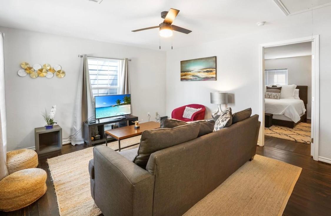 Cozy Heights 2 Bd Bungalow, Walkable Houston Exterior photo